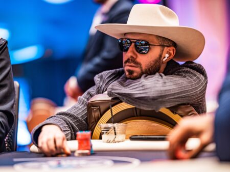 Dan Smith Takes the Early Lead at the $1,000,000 WPT Big One for One Drop