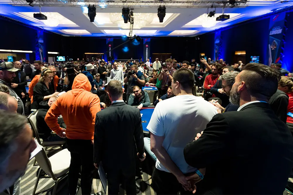 174 Players Return for Day 3 of EPT Paris Main Event with €1,170,000 Up Top