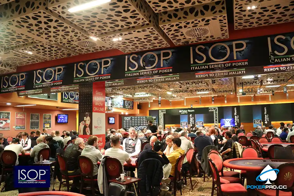 Michael Desiderio Chip Leader of Day 1A ISOP Stage 2 in Perla Casino Slovenia