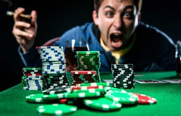 7 Most Common Mistakes Poker Beginners Make